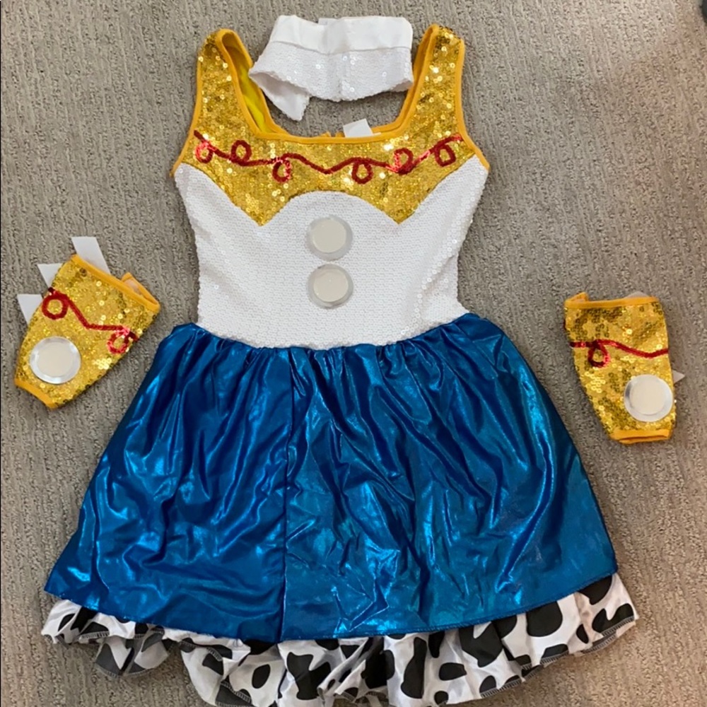 Toy store Jessie costume